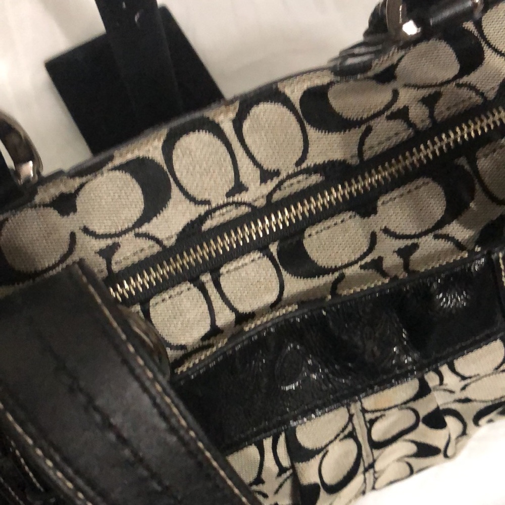Coach Signature Canvas Shoulder Bag - Picture 5 of 12